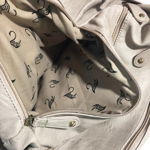 Zeca Fawn-Beige Handbag with Teddy Bear Lock - Picture 7 of 7